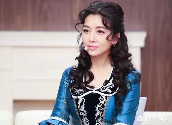 江珊老公是谁前任:江珊就是其中一位感情经历非常丰富的演员。大家觉得对吗？