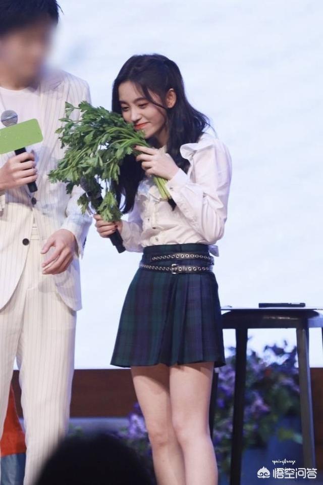 鞠婧祎图片:对于鞠婧祎的美貌，你觉得怎么样？