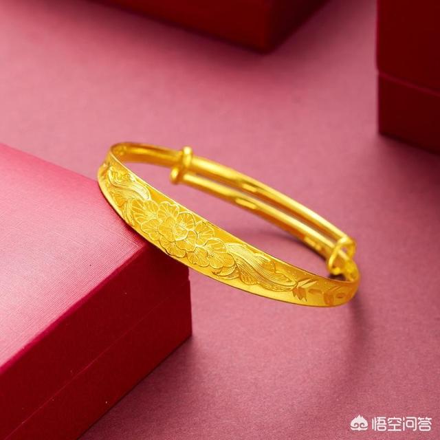 2021年最流行新款金手镯,买首饰选活口的还是开口的还是死口的更好？