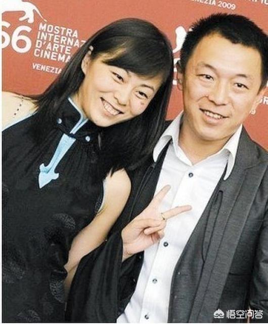 老狼妻子:哪些明星的恋爱从校园就开始了？又有哪些是青梅竹马两小无猜的？
