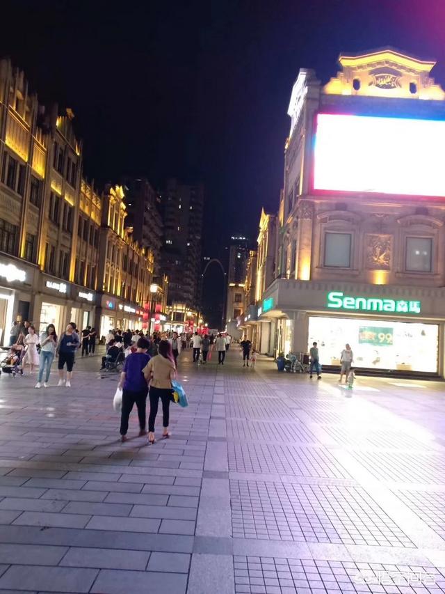 古诗词中有哪些描述爱情的诗句？