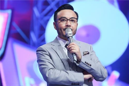最体现他人脉的事件就是刘涛发了一条在丹麦丢失行李箱的事件被汪涵