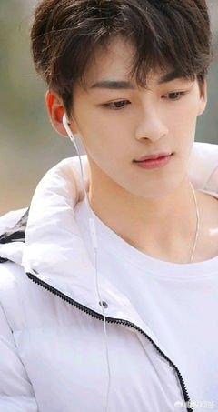 produce101男版:看过produce 101的人再看偶像练习生是什么感觉？