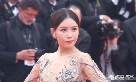 范冰冰戛纳礼服:你如何看网红在戛纳电影节上“霸毯”行为？