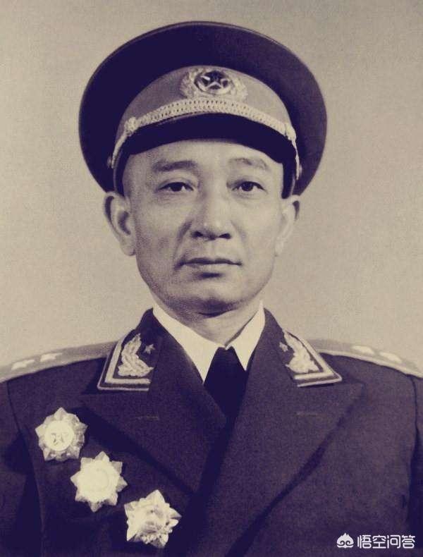 张灵甫简介:近代史上山东籍名将都有谁，谁能排第一？