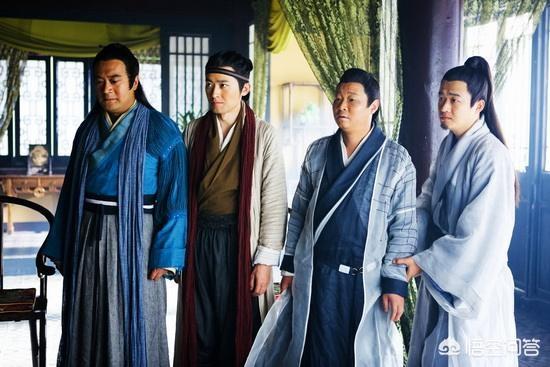 金庸武侠哪些场景结合了中国传统文化？比如东邪西毒结合了五行方位之类的？
