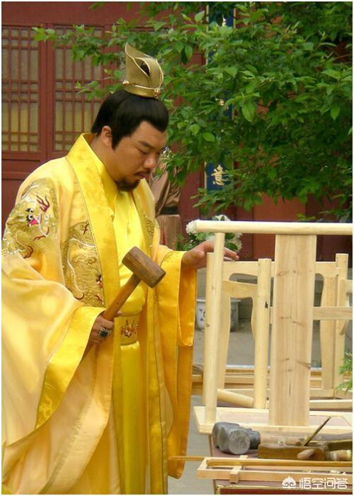 古代皇帝自称是“孤家寡人”，会不会有一堆逢迎的大臣太监等围绕着他，导致他听不到真实的国情？