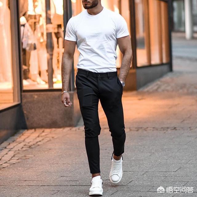 罗意威t恤男:<a href=https://maguai.com/list/78-0-0.html target=_blank class=infotextkey>男装</a>怎么搭配既简洁又好看？