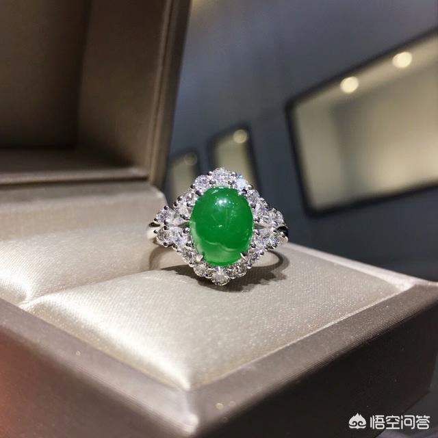 翡翠的灵气的真实故事,翡翠是靠缘分买的才幸运真是这样的吗？