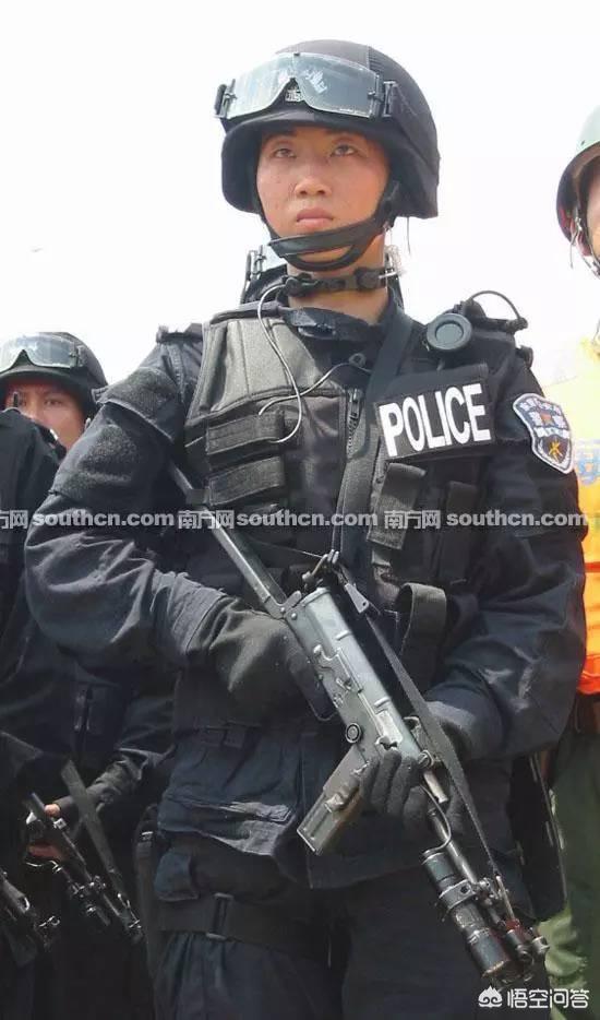 如何训练狗中枪倒地:如何训练泰迪狗 死刑犯被枪决时，为何一定要跪在地上？是不是因为害怕他们逃跑？