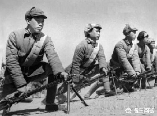 室内打仗视频:打仗视频打鬼子 家庭条件不好，父母又天天打架的你们是怎么熬过来的？