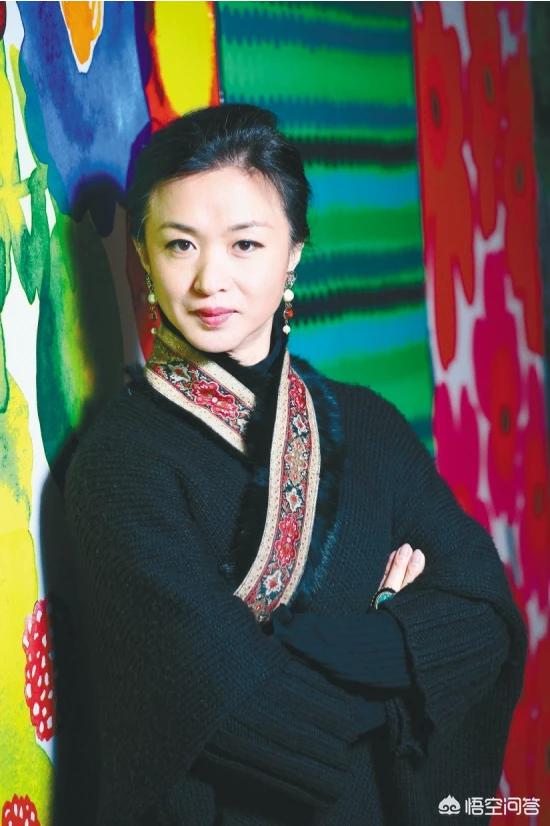 杨丽萍资料:金星的个人履历是怎样的，对此你怎么评价