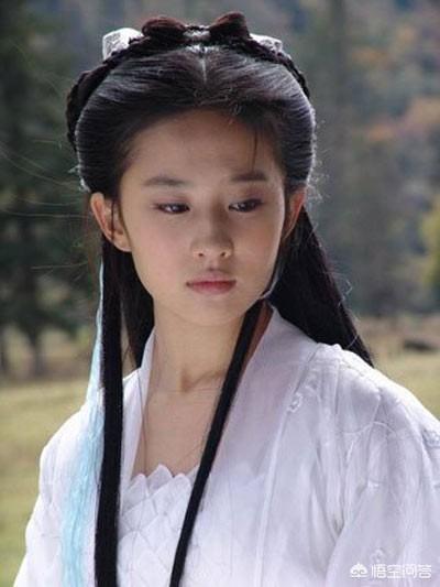 尹志平玷污小龙女:尹志平见过无数美女，为何只对小龙女着迷，是小龙女最漂亮吗？