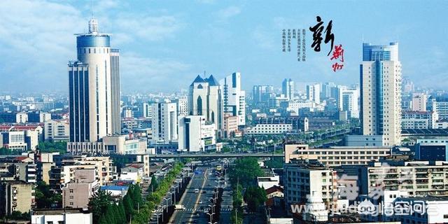 荆州市委书记谈关公像搬迁，湖北荆州关公像在哪个地方？