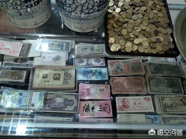 古玩市场灵异事件:古玩市场里的东西是真的吗？如果不是真的他们靠什么生存？