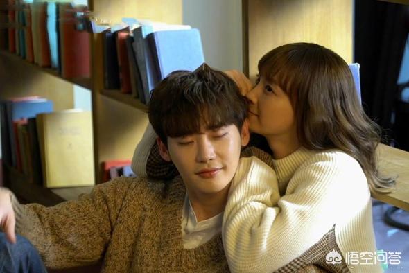 元彬李娜英:你对韩国明星宋慧乔离婚有什么看法呢？