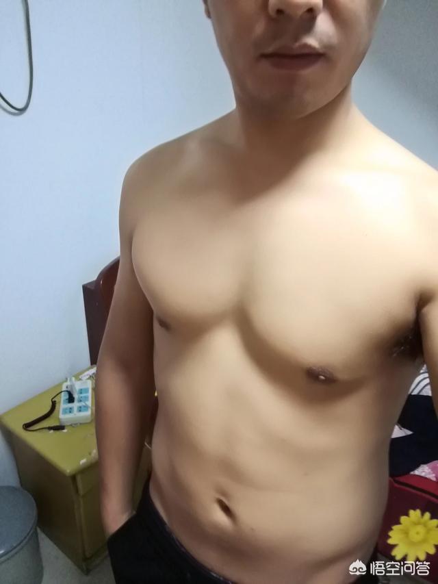 毕夏生活照:你敢不敢发一张最丑的自拍照