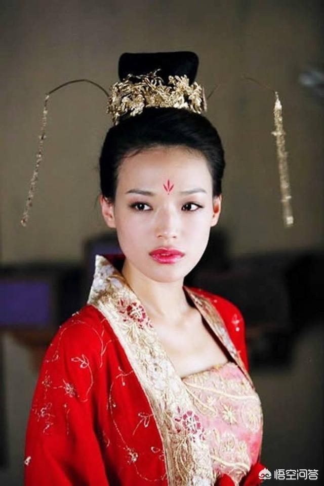 隋唐演义红拂女:红拂女和杨素什么关系，是杨素的侍妾吗