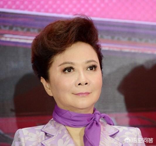 蔡明简介:蔡明今年多大了，结婚有孩子了吗？