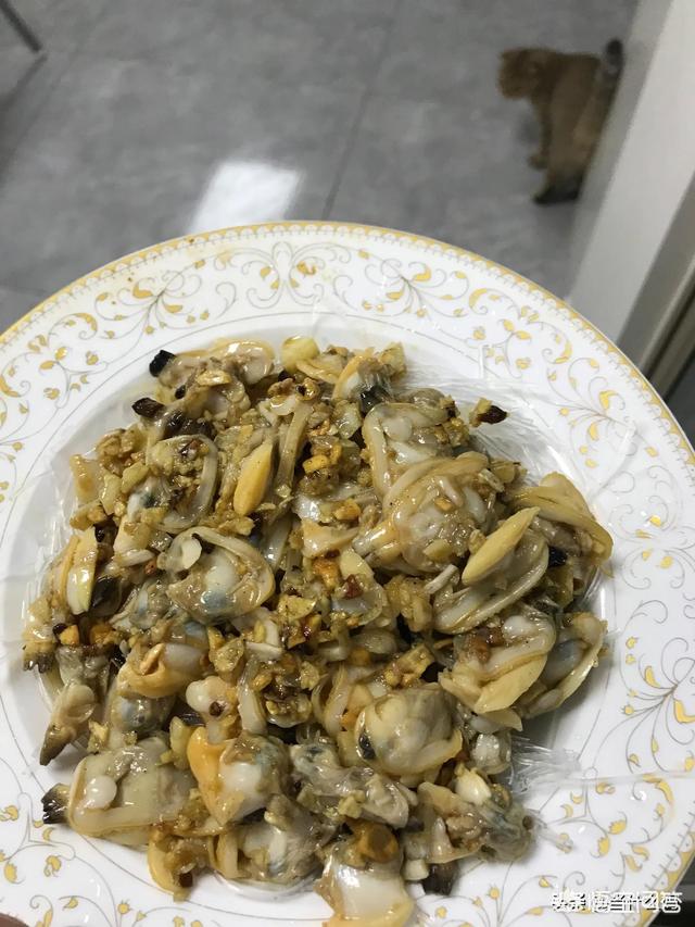 配方奶粉哪个牌子好？求推荐3段的,最近天气也热,孩子吃不好拉不好都不长肉了？