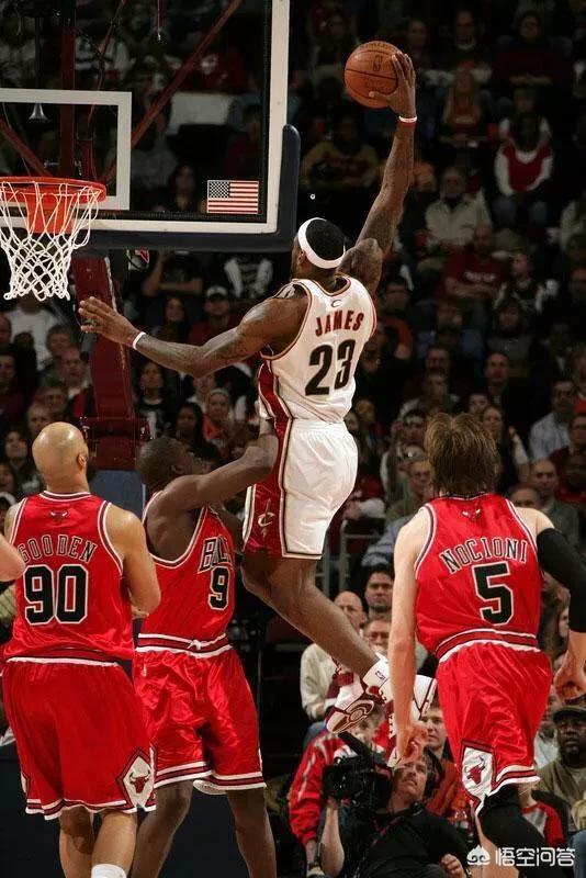 NBA中存不存在当季有得分王,MVP, dpoy, 最佳新秀却没有进季后赛的球队？