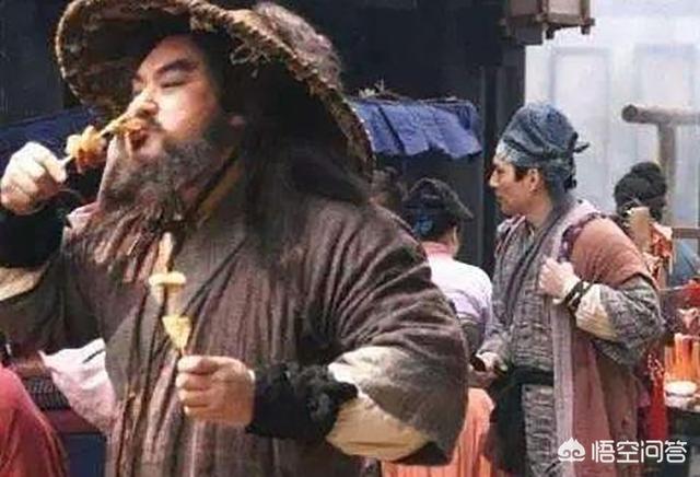 杨幂为什么叫杨臭脚:杨幂的脖子怎么那么奇怪，歪歪扭扭的，你们发现了吗？