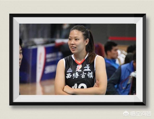 李静简历:中国最优秀的脱口秀节目是哪一个？