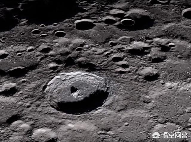 神秘的月亮，月球最大的陨石坑下方可能隐藏着哪些神秘物质