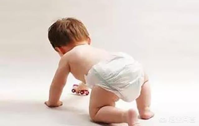 给孩子戒尿不湿有几个阶段，怎样快速有效的给孩子戒掉尿不湿