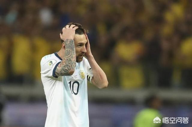 巴西VS阿根廷为何中途腰斩，为什么巴西阿根廷这些年足球水平下降，拿不到世界杯冠军了？