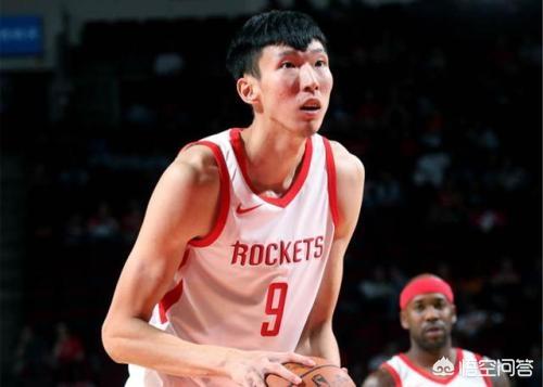 杨小怂:周琦为何会在2016年奥运会后被称为“周一板”和“周躲躲”？