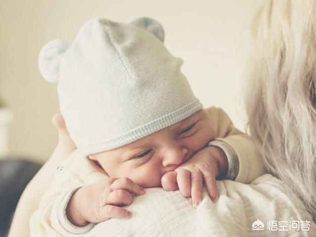 小儿轮状病毒性腹泻治疗方法:幼儿得轮状病毒，发烧、腹泻、呕吐怎么治疗？
