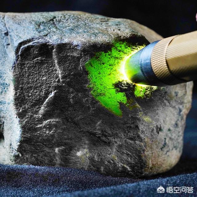 翡翠的形成过程图解,什么是翡翠的种？什么是翡翠的皮？