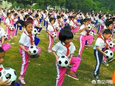 宋卫平简历:埃神回归，表示愿为中国足球做贡献，能改变中国足球吗？