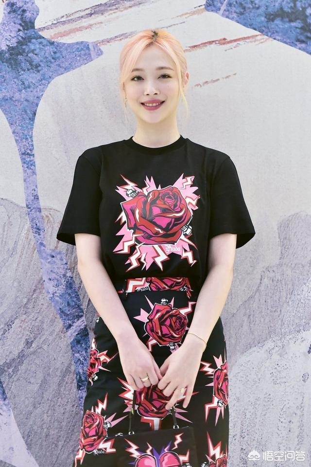 崔雪莉图片:韩国女星雪莉的衣品怎么样，有什么好看的穿搭值得借鉴吗
