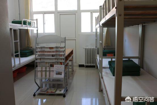 灵异事件在宿舍先听:集体宿舍睡觉前会讲哪些奇葩故事？