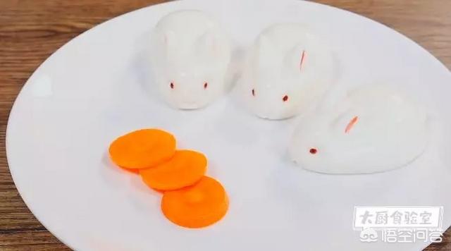 小沙皮狗蛋糕:高颜值食物是否比美味的食物更受欢迎？