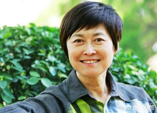 史小诺:龙洋会成长为央视主持界的“一姐”吗？你怎么看？
