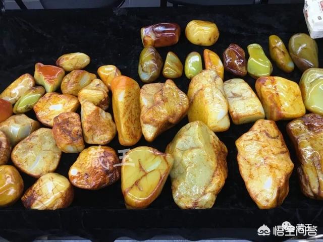 和田玉是透好还是不透好,白玉是不透明的好还是半透明的好？