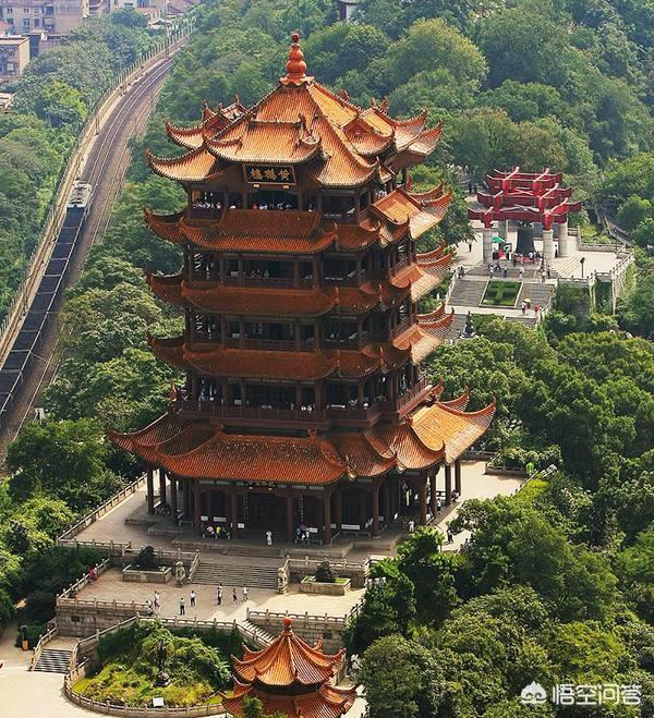 黄鹤楼哪一年建成:武汉长江大桥建于哪一年？