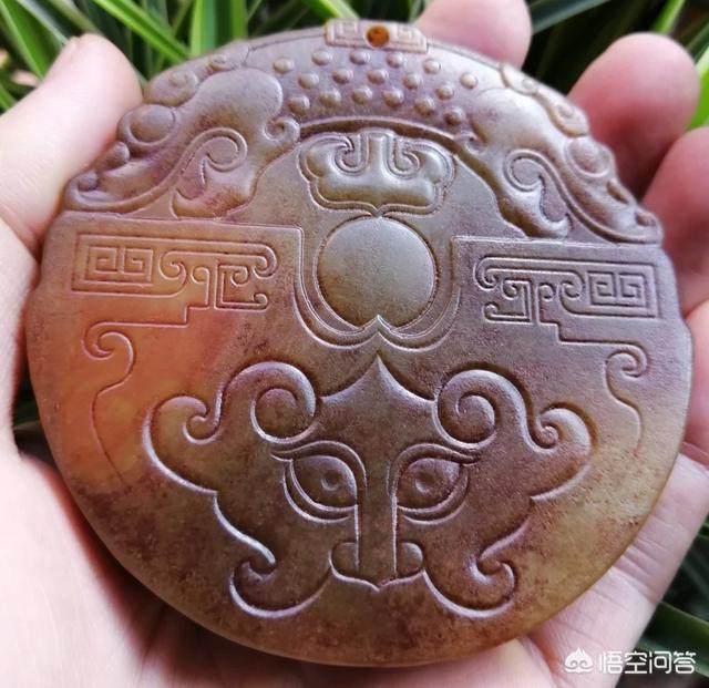 和田玉的专业知识大全,和田玉之“伤”，藏着多少秘密？