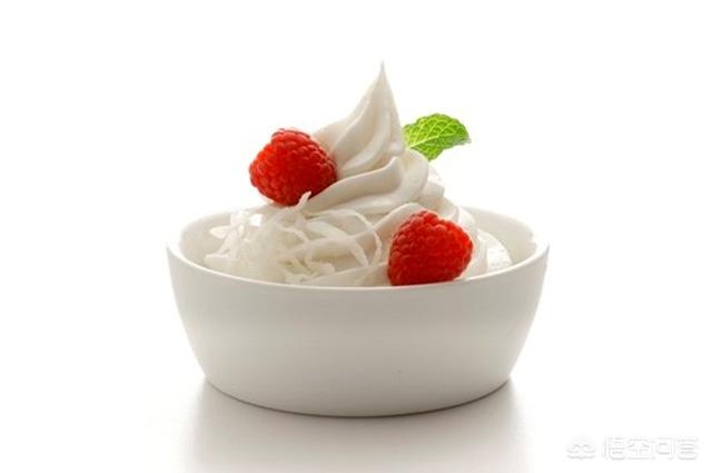 经常喝酸奶有什么好处和坏处，酸奶真的有那么好吗？喝的时候有没有禁忌？