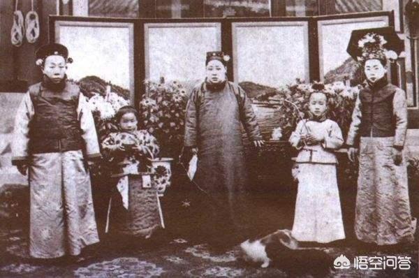 溥仪我的前半生:怎么评价末代皇帝溥仪写的自传《我的前半生》