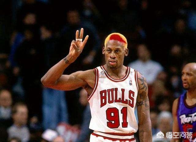 大虫罗德曼当年在公牛队场均只有5分，他为什么能和当年的乔丹皮蓬并称为三巨头？插图49