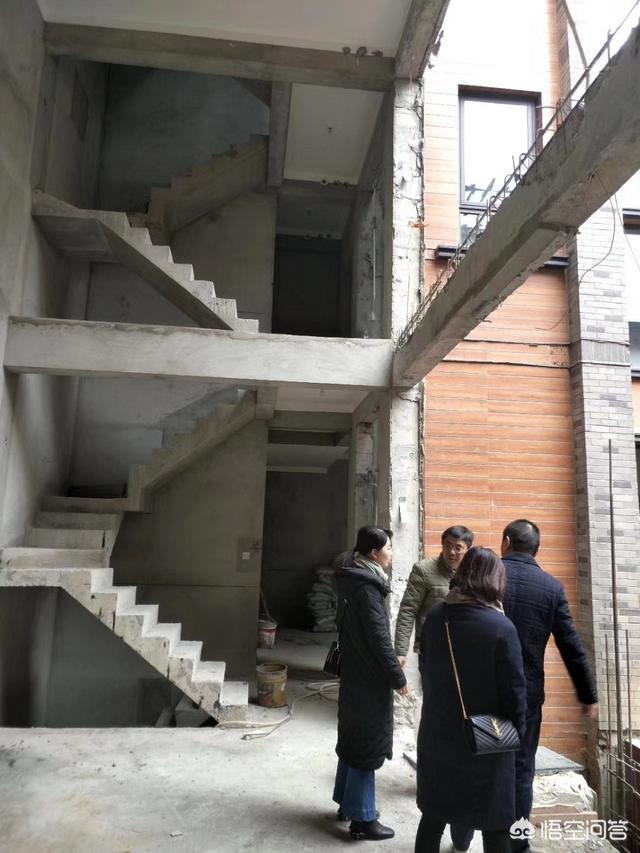 楼梯设计效果图,家里的楼梯该怎么装修才好？