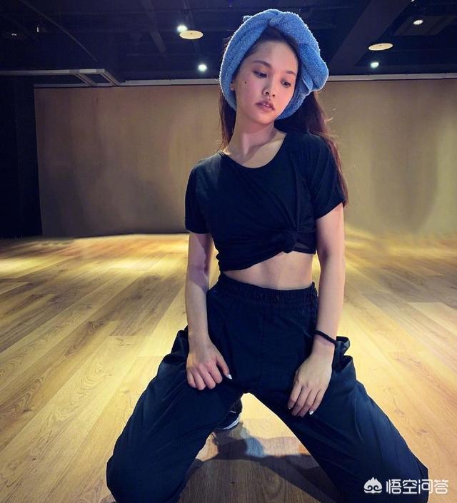 杨丞琳发型图片:杨丞琳有哪些好看的私服穿搭？