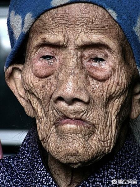 活10000岁老人，如何看待有人说：中国老年人是最幸福的