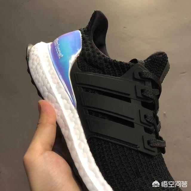 阿迪达斯boost和zoom哪个好？