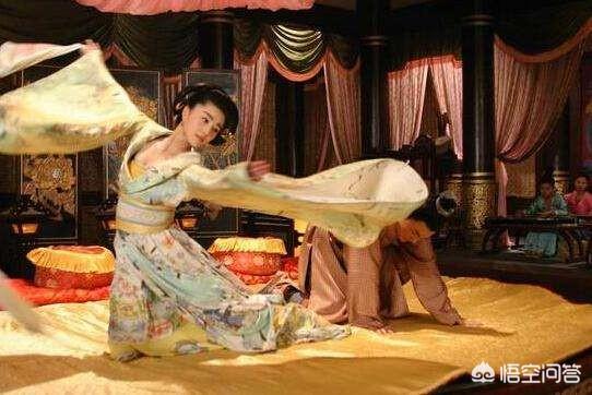 杨贵妃简介:中国古代四大美女之羞花，杨玉环为何被称为羞花？