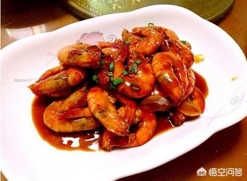 油焖大虾是哪里的名菜？具体应该怎么做？